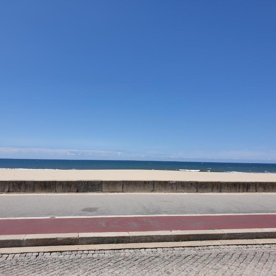 The Shore @ Atlantic Beach - Waterfront Beach House, Tiny Pool, Terrasse Espinho (Aveiro) Exterior foto
